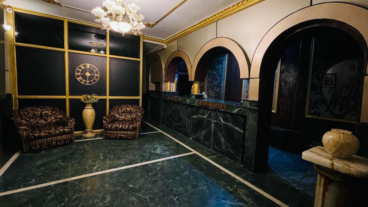 Hotel International Srīnagar Exterior foto