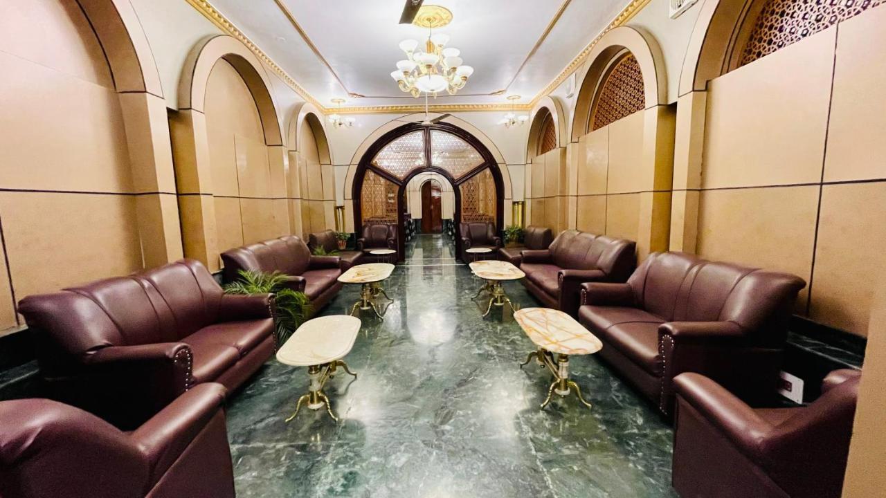 Hotel International Srīnagar Exterior foto